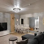 Arctic Forest Hide - Nature, Sauna & Silence Casa vacanze