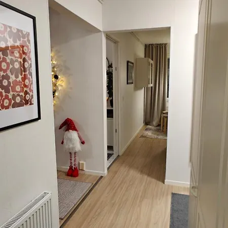 בית נופש Arctic Forest Hide - Nature, Sauna & Silence