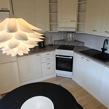 Arctic Forest Hide - Nature, Sauna & Silence *