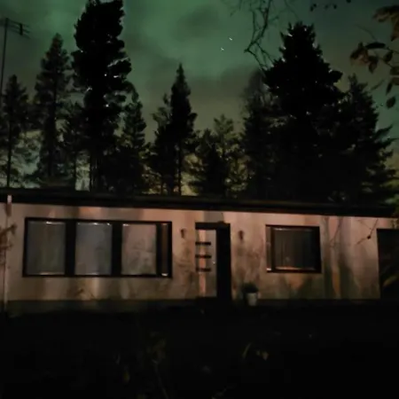 Arctic Forest Hide - Nature, Sauna & Silence